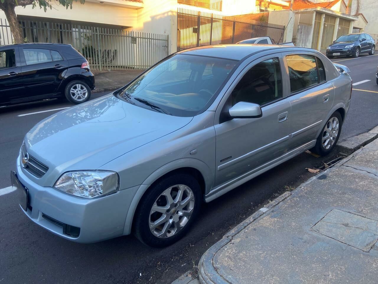 Imagem do veículo  CHEVROLET ASTRA HATCH 2.0